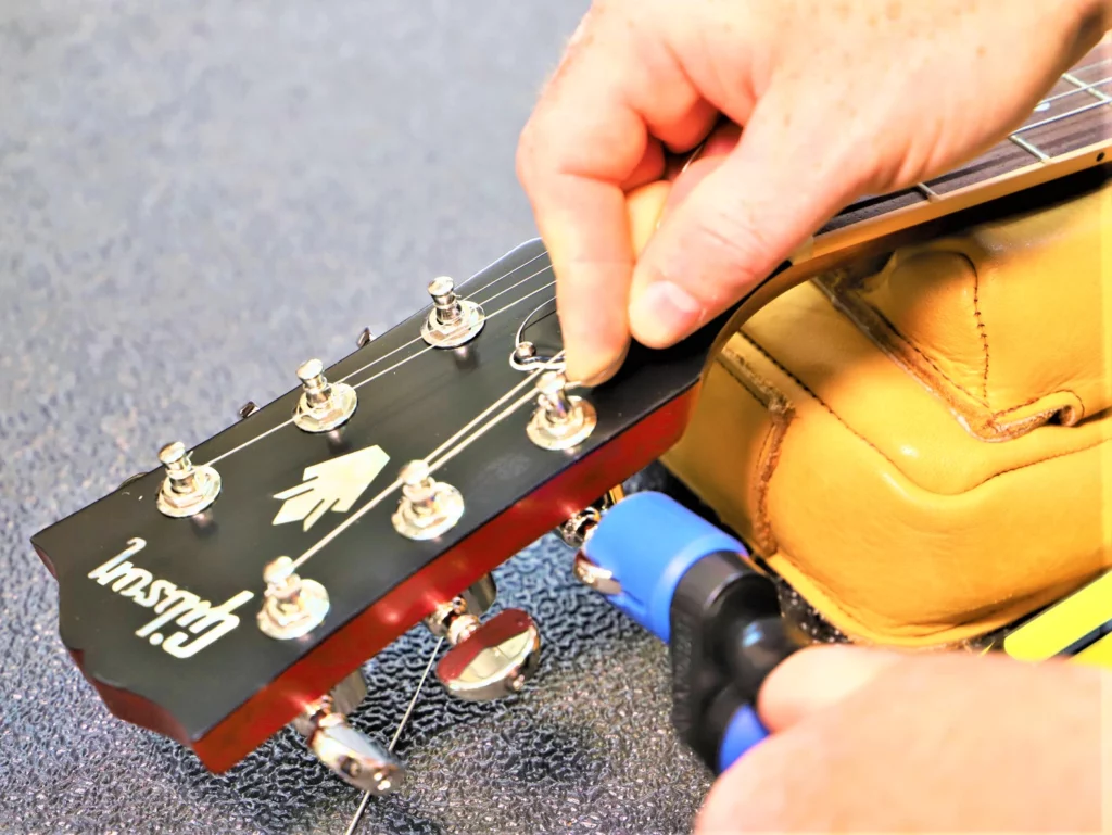 Tune-up and Discard Excess String